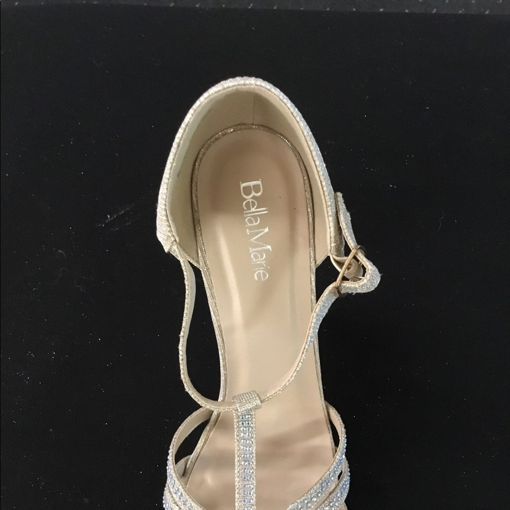 Heels - Picture 2 of 4